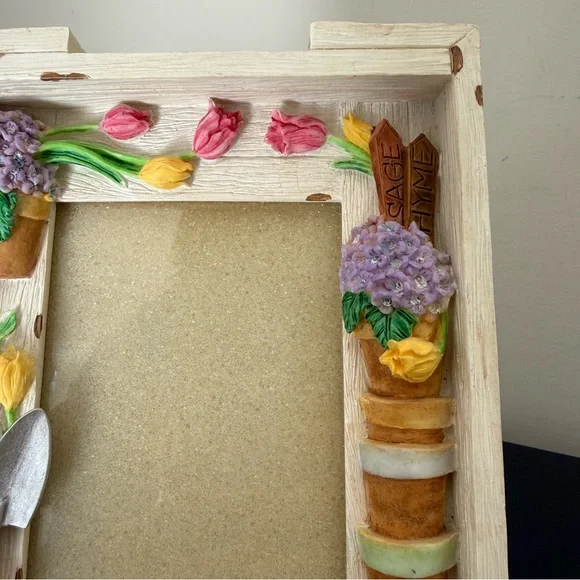 Floral Garden Picture Frame - Picture 5 of 8